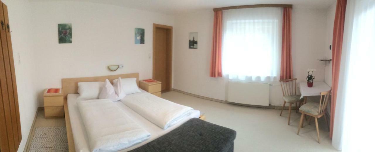 Haus Gamsblick Hotel Umhausen Ngoại thất bức ảnh