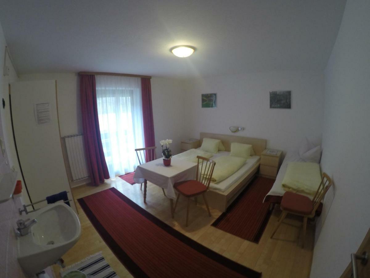 Haus Gamsblick Hotel Umhausen Ngoại thất bức ảnh